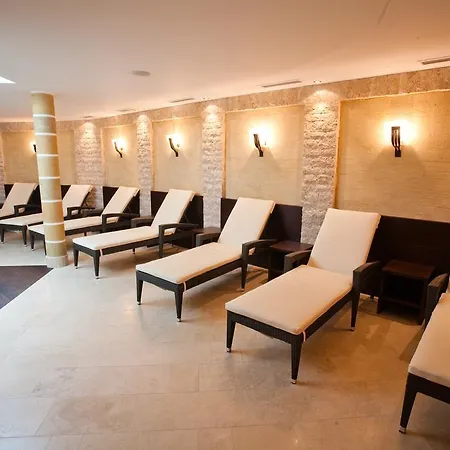 Burggraeflerhof Ξενοδοχείο 4*